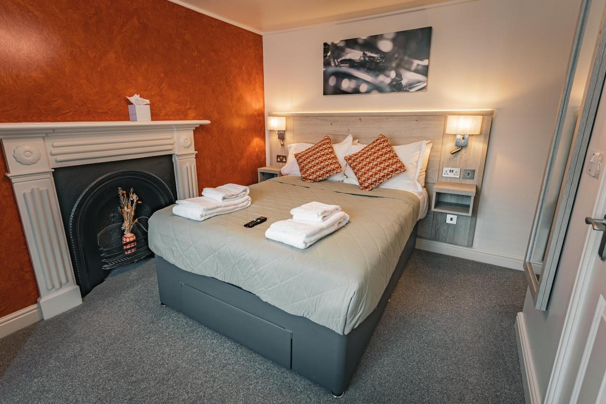 At The Apple Pie Guest house 4*