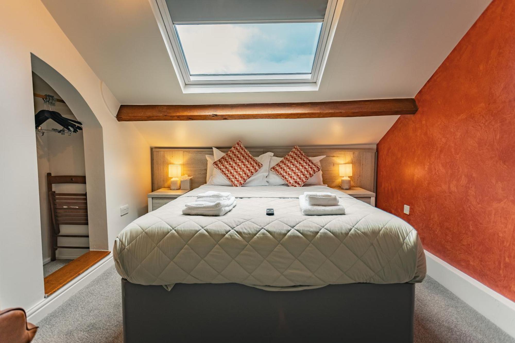 At The Apple Pie Guest house 4*